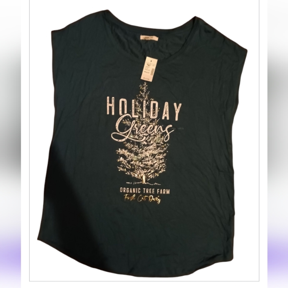 Maurices Green Holiday Graphic Tee